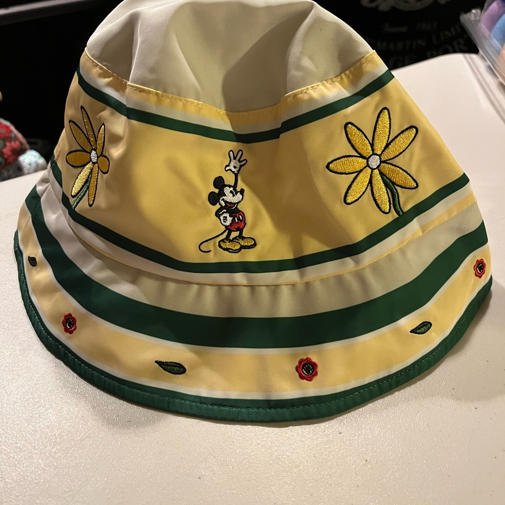Disney-adults Yellow and Green Hat. Mickey Mouse bucket hat